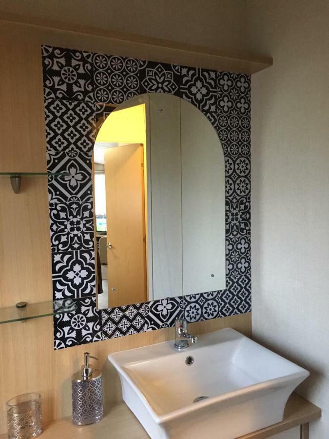 87 Lighthouse View Lodge Лосимът Екстериор снимка